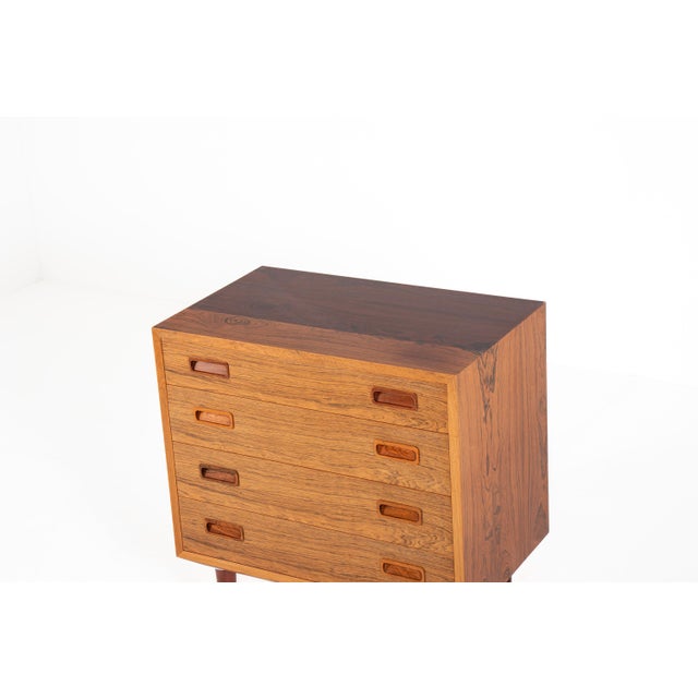 Brown Mid-Century Modern Danish Rosewood Chest of Drawers from Poul Hundevad, 1960s For Sale - Image 8 of 12