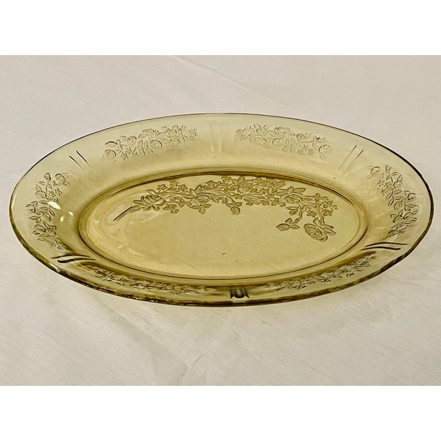 Yellow 1930’s “Sharon” Yellow Glass Platter For Sale - Image 8 of 9