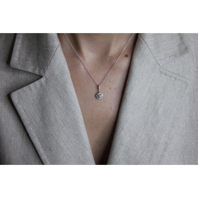 Early 21st Century Round Shape Brilliant Cut Solitaire Diamond Pave Halo Set 14 Karat White Gold For Sale - Image 5 of 8