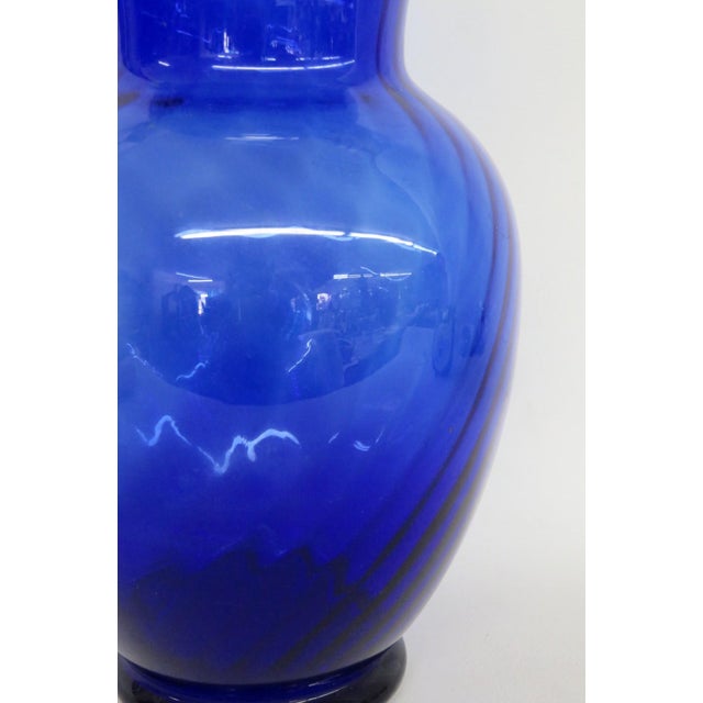 Indiana Glass Illusions 1980s Large Vase Cobalt Blue Optic Swirl Pattern 4876b For Sale In Miami - Image 6 of 11