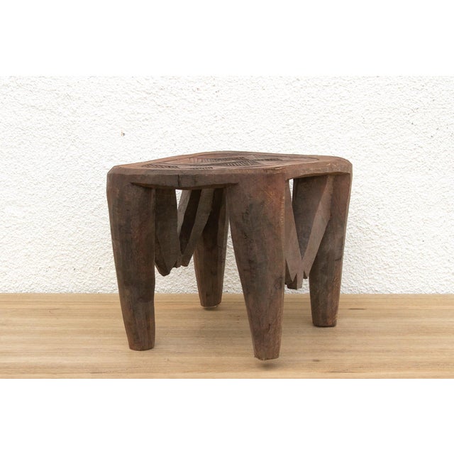 1960s Carved African Storyteller's Nupe Stool For Sale - Image 5 of 9