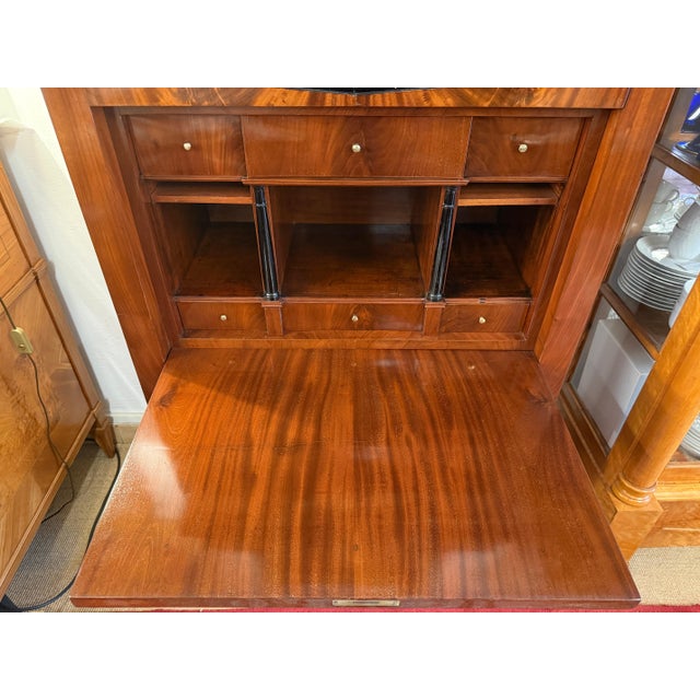 Brown Neoclassical Fall-Front Secretaire Cabinet in Mahogany, 1780 For Sale - Image 8 of 15