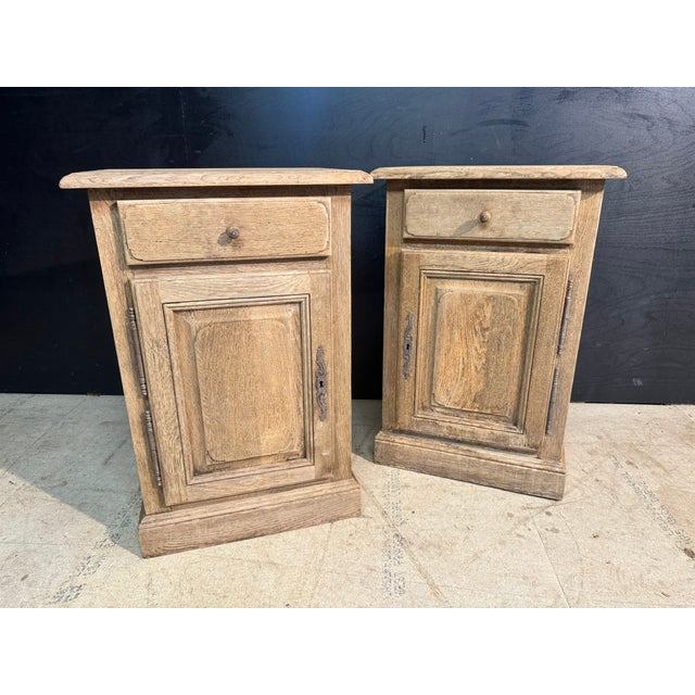 Vintage Oak Bedside Cupboards, 1950, Set of 2 For Sale - Image 6 of 13