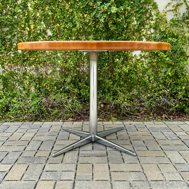 Restored 1970s Solid Maple Butcher Block Dining Table on Pedestal Base For Sale In Los Angeles - Image 6 of 8
