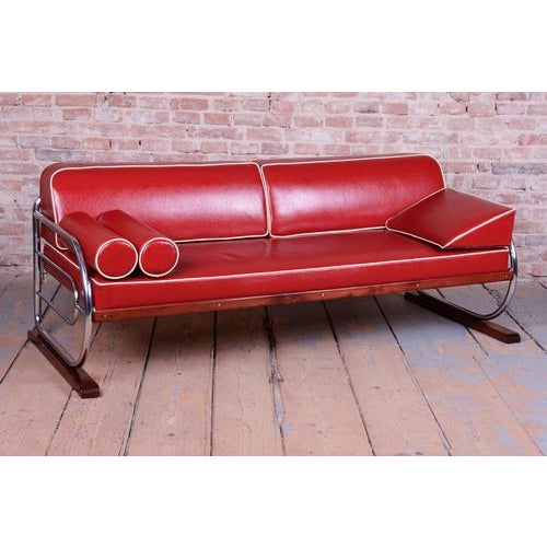 Czech Bauhaus Sofa in Chromed Steel and Leather attributed to Robert Slezák, 1930s For Sale - Image 4 of 18