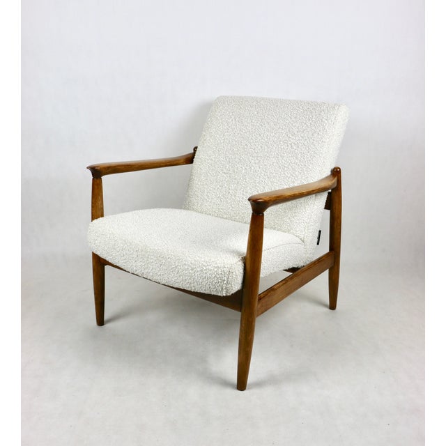 Wood GFM-64 Armchair in White Ivory Bouclé from Edmund Homa, 1970s For Sale - Image 7 of 7