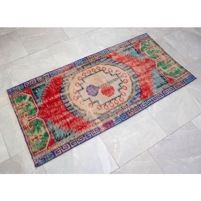1980s Hand Knotted Turkish Rug. Floral Colorful Small Area Rug, Bath Mat, Kitchen Decor 2'2" X 4'5" For Sale - Image 12 of 13
