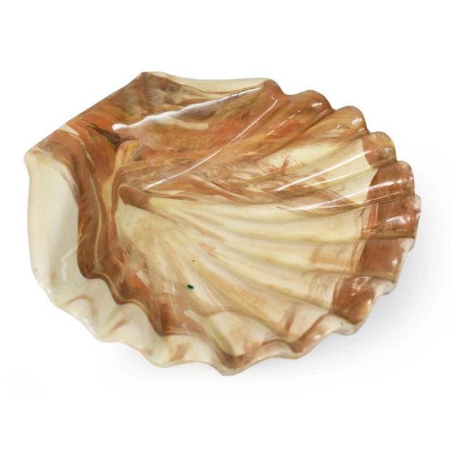 Stylish and chic ceramic shell plates with unique colors and stunning exotic natural bold veins stone patterns. They offer...