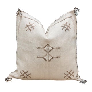 Ivory Drift Large Silk Rug Pillow For Sale