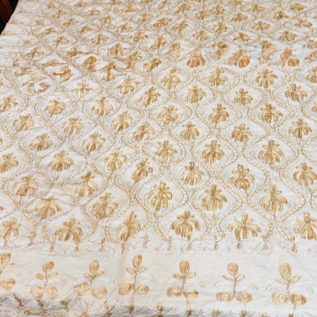 Mediterranean Tablecloth/Napkins Vintage Embroidered Ghabani Style For Sale - Image 3 of 12
