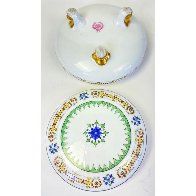 Limoges, France Limoges Footed Gold Trim Trinket Box or Jewelry Box For Sale - Image 4 of 6