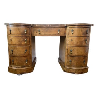 Antique Victoria English Kidney-Shaped Pedestal Desk For Sale