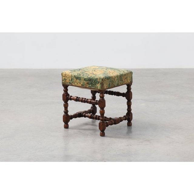 Louis XIII Walnut Ottoman with Floral Tapestry Seat, France, 1840 For Sale - Image 3 of 10