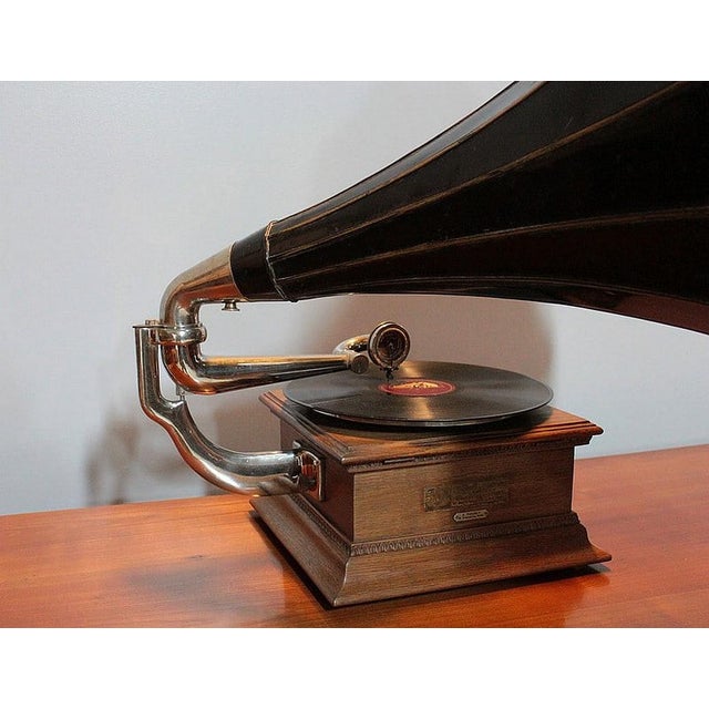 French brand horn gramophone ‘cie francaise du gramophone – paris – sgdg patented in france and in the main countries....