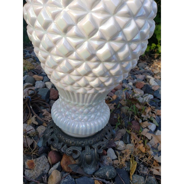 White Mid 20th Century Accurate Casting Art Deco Hollywood Regency Glass Lamp Iridiscent Milk White Diamond Cut For Sale - Image 8 of 9
