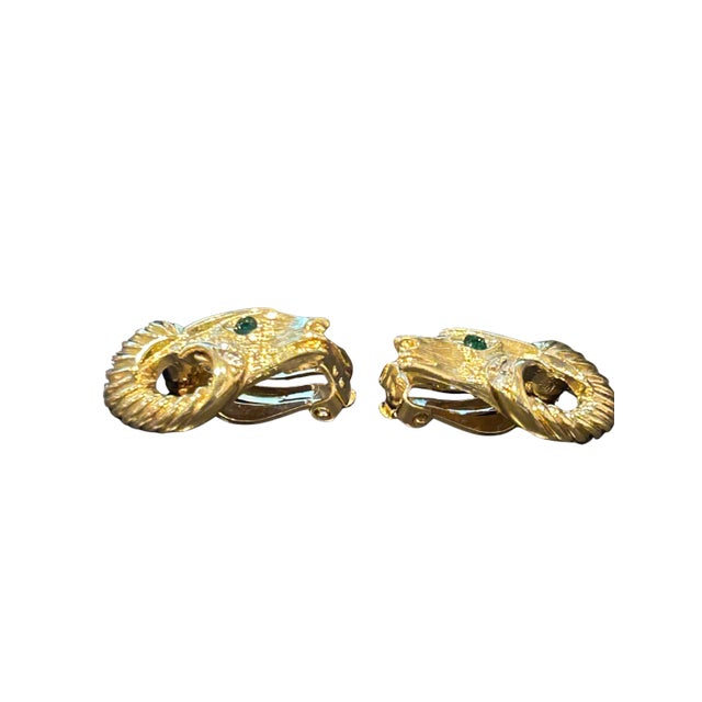 Kenneth Jay Lane Vintage KJL for Avon Ram Head Clip-on Earrings – Kenneth Jay Lane 1980s Gold-Toned Statement Jewelry, A Pair For Sale - Image 4 of 6