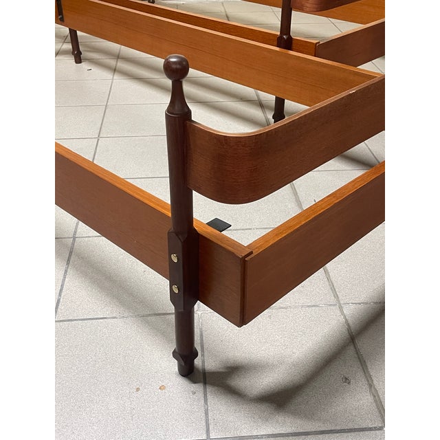 Vintage Teak Single Beds by Fratelli Proserpio, 1960s, Set of 2 For Sale - Image 14 of 18
