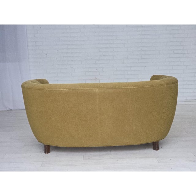Danish 2-Seater Banana Sofa in Velour and Beech, 1960s For Sale - Image 11 of 18