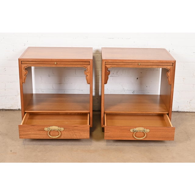 John Widdicomb Mid-Century Modern Hollywood Regency Chinoiserie Burled Walnut Nightstands, Newly Refinished For Sale In South Bend - Image 6 of 12