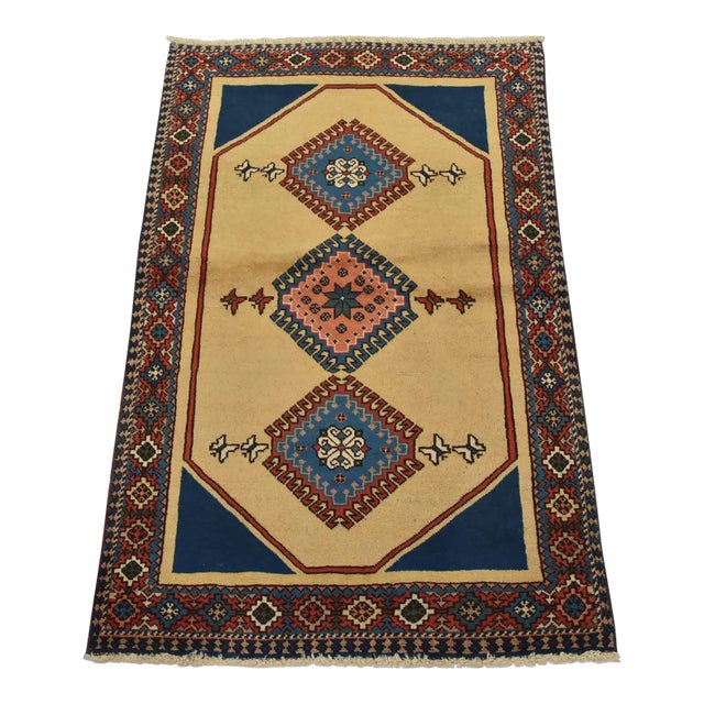 Yalameh Rug 2’9” X 4’2” Beige Wool Vintage Tribal Hand-Knotted Carpet For Sale