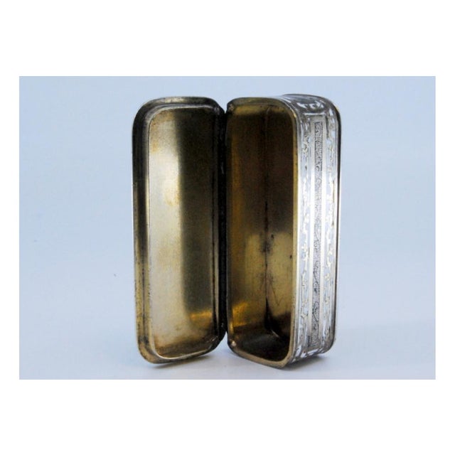 Silver Snuff Box with Blue Enamelled Applications and Gold Interior For Sale - Image 10 of 11
