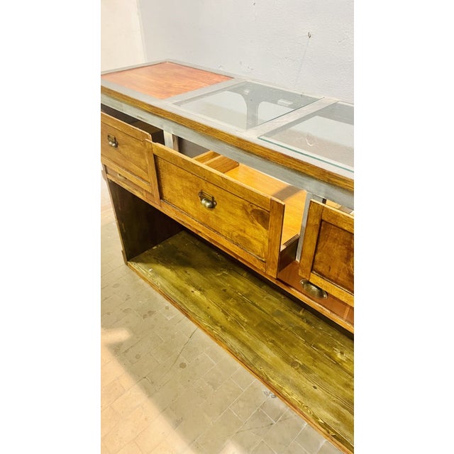 Brown Vintage Display Counter, 1940s For Sale - Image 8 of 14