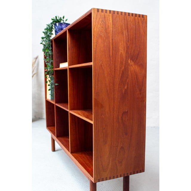 Vintage Danish Teak Bookcase by Peter Hvidt, 1960s For Sale - Image 14 of 18