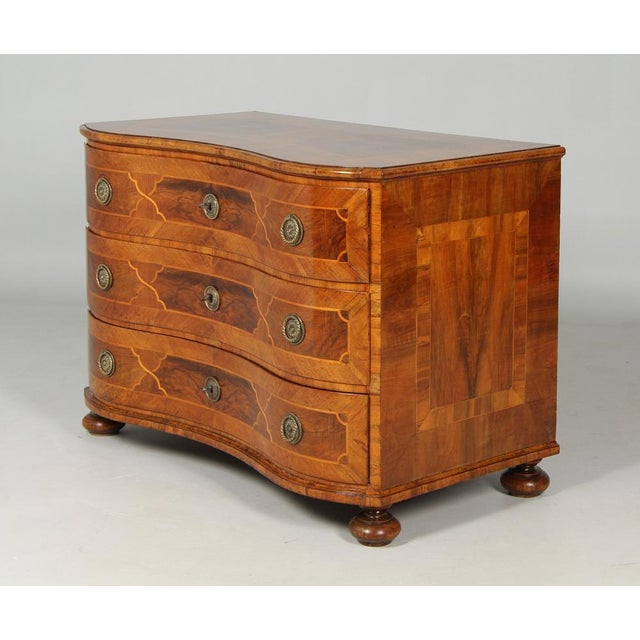 Baroque chest of drawers southern germany walnut second half of the 18th century dimensions: h x w x d: 84 x 121 x 67 cm :...