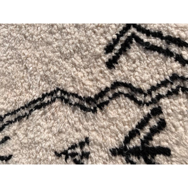 Moroccan Artist Contemporary Black and White For Sale - Image 4 of 10