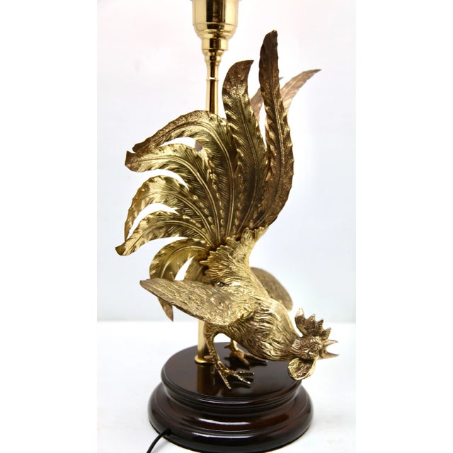 Hollywood Regency Sculptural Brass Table Lamp in the Style of Maison Jansen For Sale - Image 11 of 12