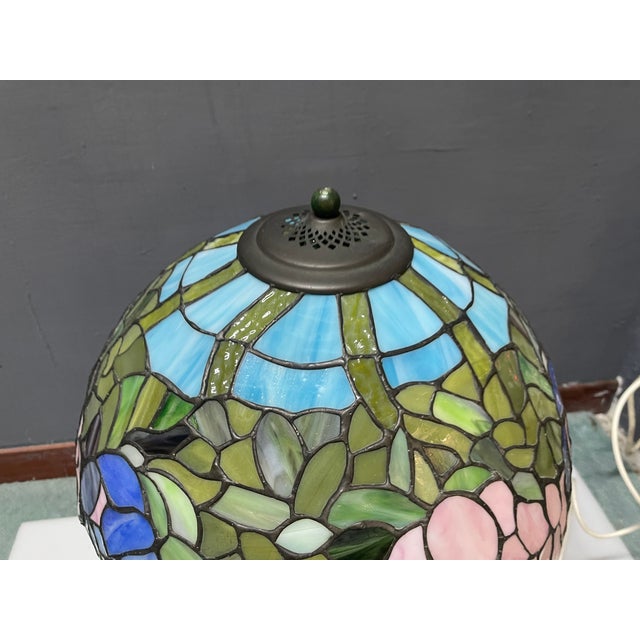 Metal Tole Flower Table Lamp from Tiffany, 1960s For Sale - Image 7 of 13