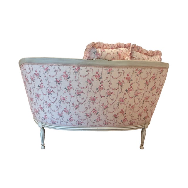 Lewis Mittman Gorgeous 20th Century French Settee With New LoveShackFancy Linen Upholstery For Sale - Image 4 of 9