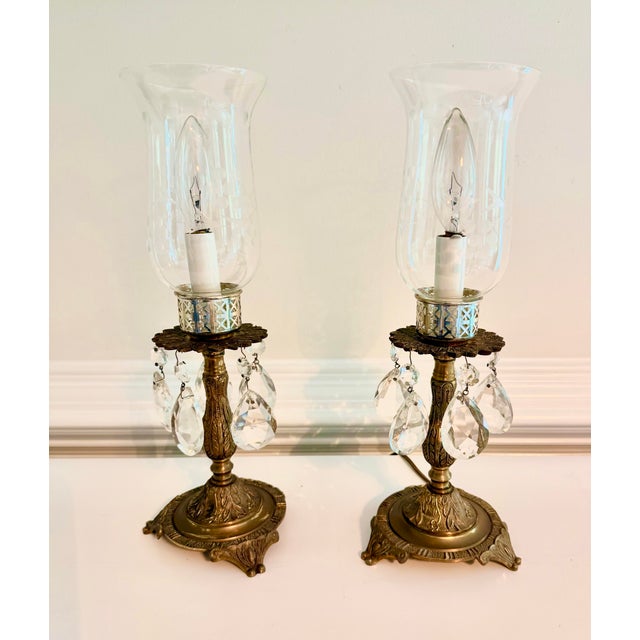 1970s Pair of Vintage Brass Accent Lamps With Chandelier Crystal Prisms & Etched Glass Shades For Sale - Image 5 of 12