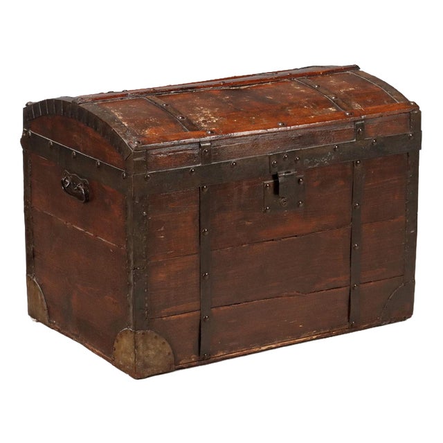 Antique Trunk in Walnut and Painted Oak, 1800s For Sale