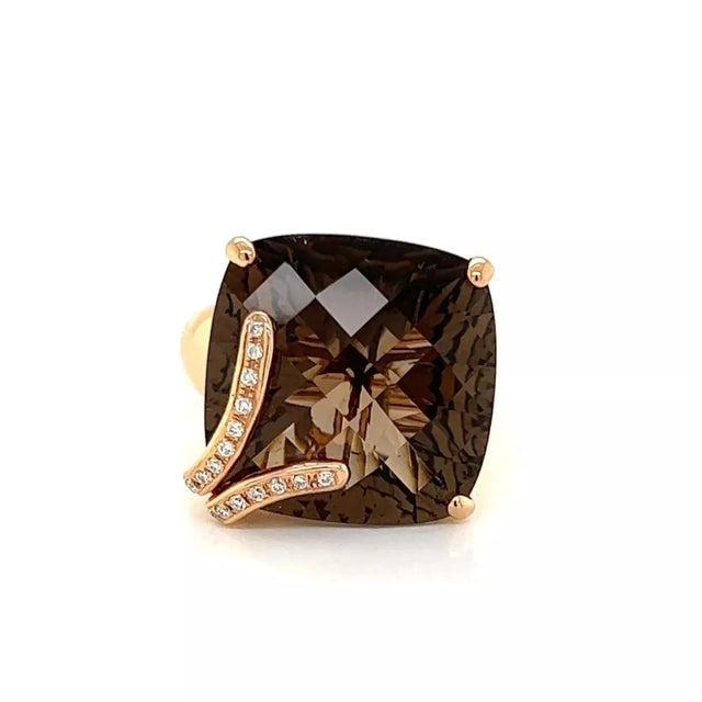 Contemporary Bellarri Diamond Smoky Quartz 18k Rose Gold Cocktail Ring - Size 7 For Sale - Image 3 of 8