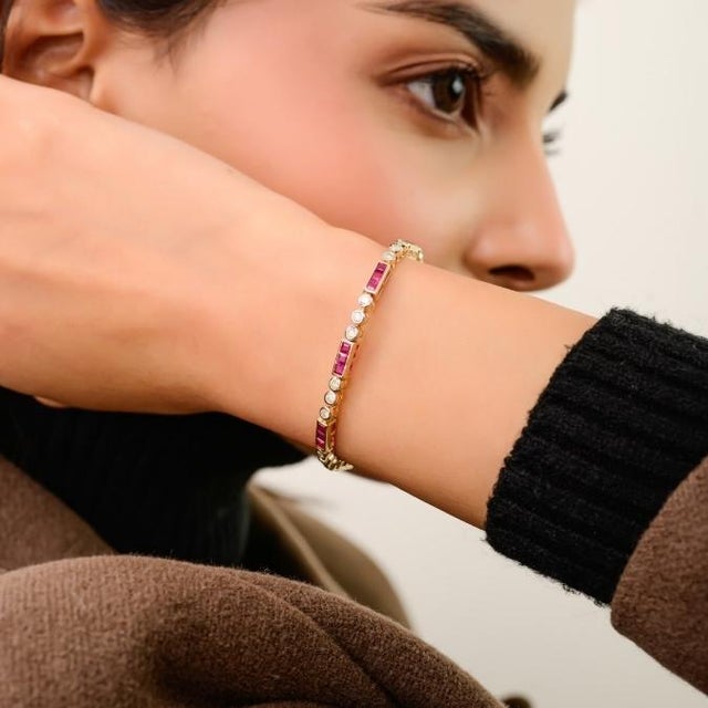 Ruby Red 3.42 Ct Square Cut Natural Ruby & Diamond Tennis Bracelet in 14k Yellow Gold For Sale - Image 8 of 14
