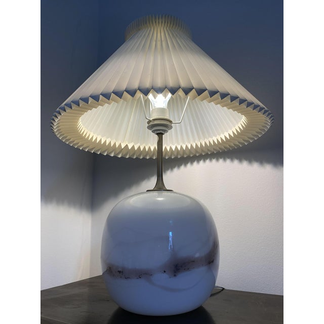 1980s Sakura Table Lamp with Le Klint White Shade by Michael Bang for Holmegaard, Denmark, 1980s For Sale - Image 5 of 13