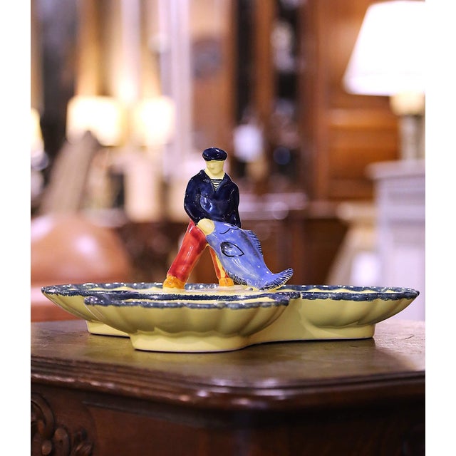 French Mid-20th Century French Hand Painted Faience Dish Signed Hb Quimper For Sale - Image 3 of 11