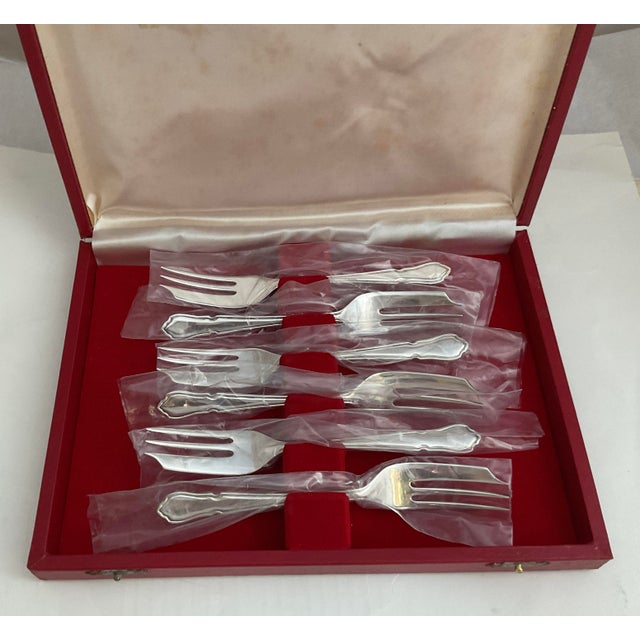 New 1970s Silver Set of 12 Pastry Forks, Du Barry With Red Cases- Set of 12 For Sale - Image 9 of 18