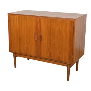 Small Mid-Century Modern Dresser by Børge Mogensen for Søborg Møbelfabrik, Denmark, 1960s For Sale