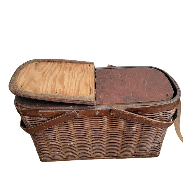 Wood Antique Wooden Picnic Refrigerator Basket Hawkeye Style With Tin Inserts For Sale - Image 7 of 9