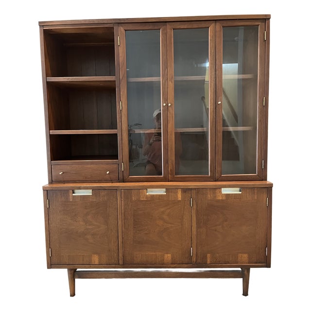 1960s Merton Gershun Designed for American by Martinsville Mid Century Modern China Cabinet/Hutch For Sale