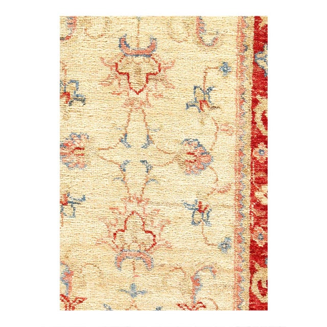 This is a hand-knotted Farahan rug from Pasargad DC. Hand-spun wool rug is 100% lamb's wool and comes all naturally dyed....