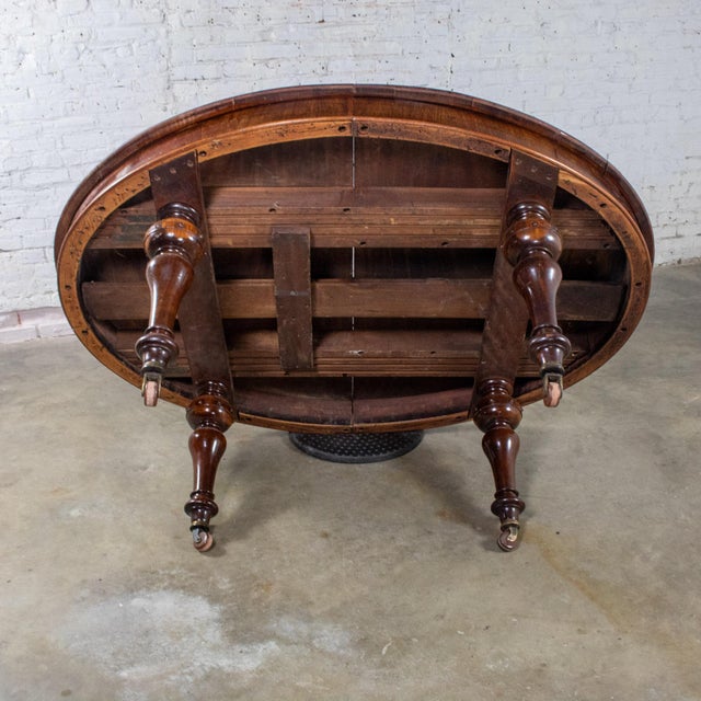 19th Century Antique William IV Style Mahogany Oval Dining Table W/Turned Legs & Casters For Sale - Image 16 of 17