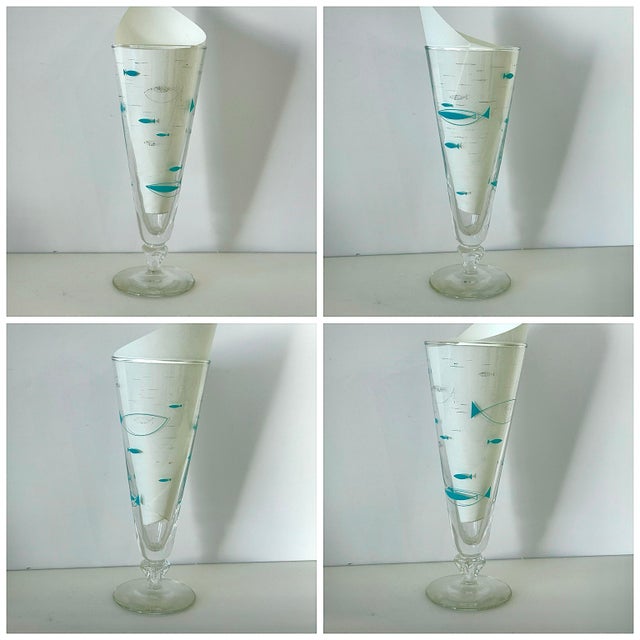 1960s Mid-Century Modern Atomic Fish Pilsner Beer Glasses, Libbey Glasses; Turquoise and Black W Platinum Trim; Set of 5 For Sale - Image 12 of 16