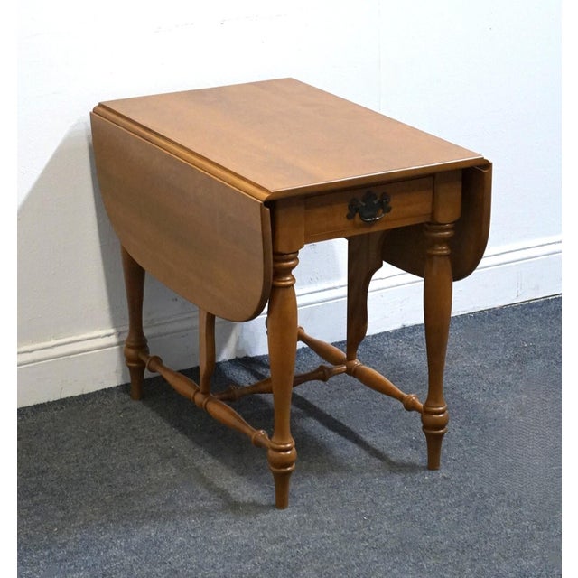 ETHAN ALLEN Heirloom Nutmeg Maple Colonial Early American 35" Drop Leaf Pembroke Accent End Table 10-8544 24" High Leaves...