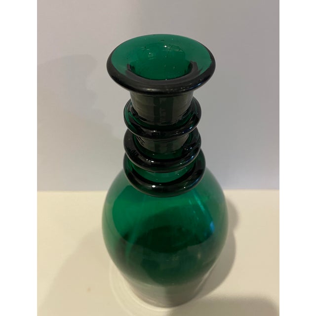 Traditional 1820s Green Glass Decanter For Sale - Image 3 of 6