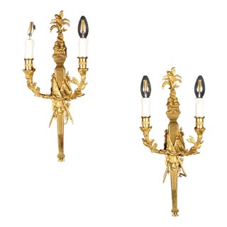 Neoclassical-Style Wall Lights, Set of 2 For Sale
