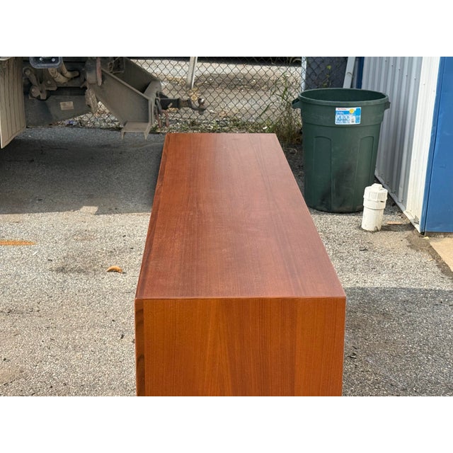 Wood Vintage Mid-Century Danish Modern Teak Credenza / Sideboard Attributed to Fredrik Kayser – Fully Restored For Sale - Image 7 of 12