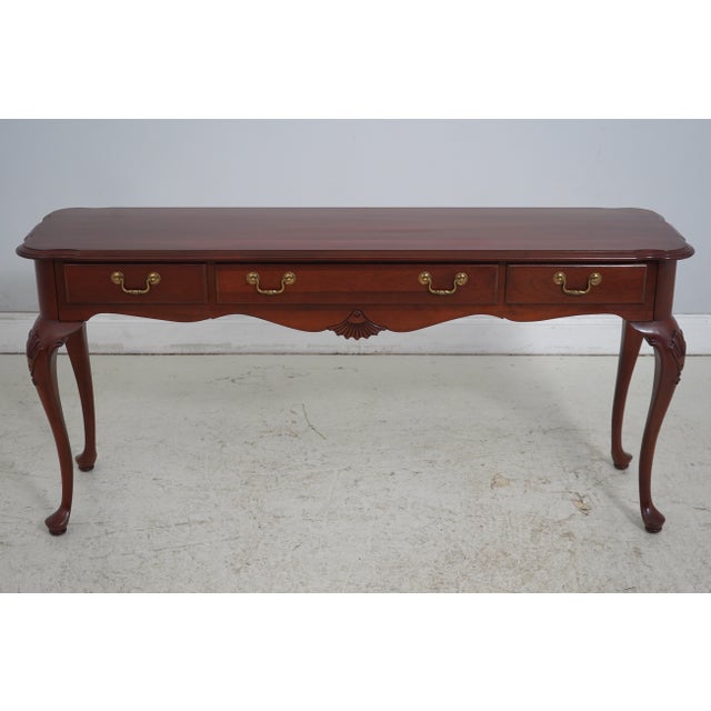 Age: Approx: 25 Years Old Details: Finish no.205 Georgian Court Scalloped Corner Top Solid Cherry Quality Construction...